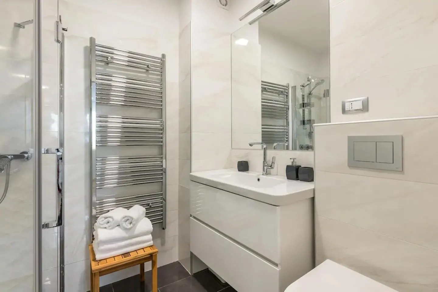 Relax & Recharge Sea View Apartment